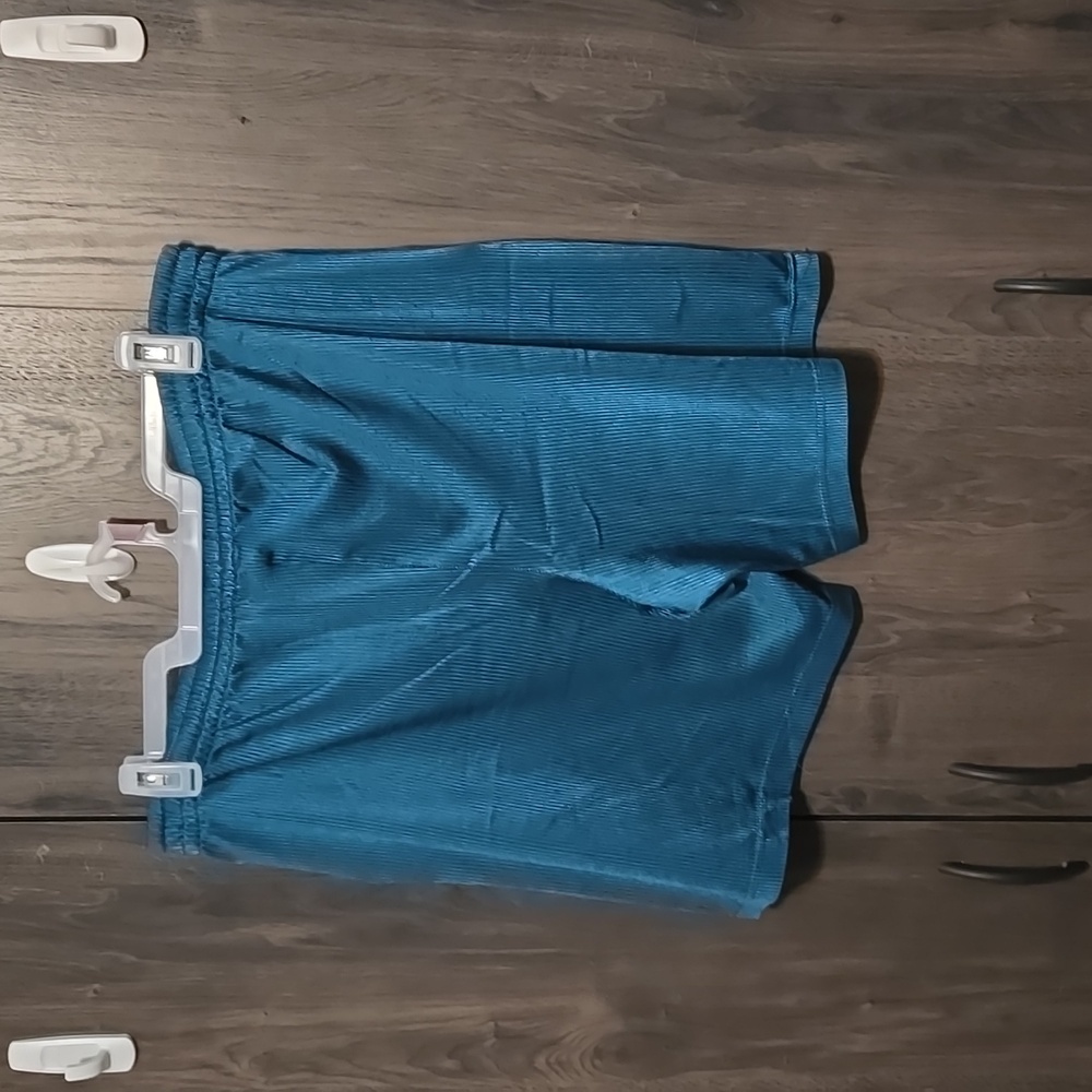 Starter Drawstring Shorts - Picture 2 of 4